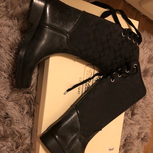 Coach rain boots - Picture 3 of 4